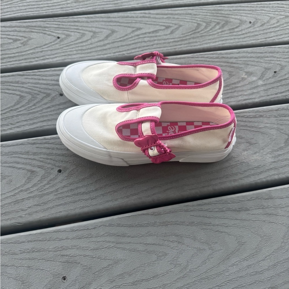 Vans x Barbie Mary Jane Sneakers Pink & Cream | Women’s 7.5